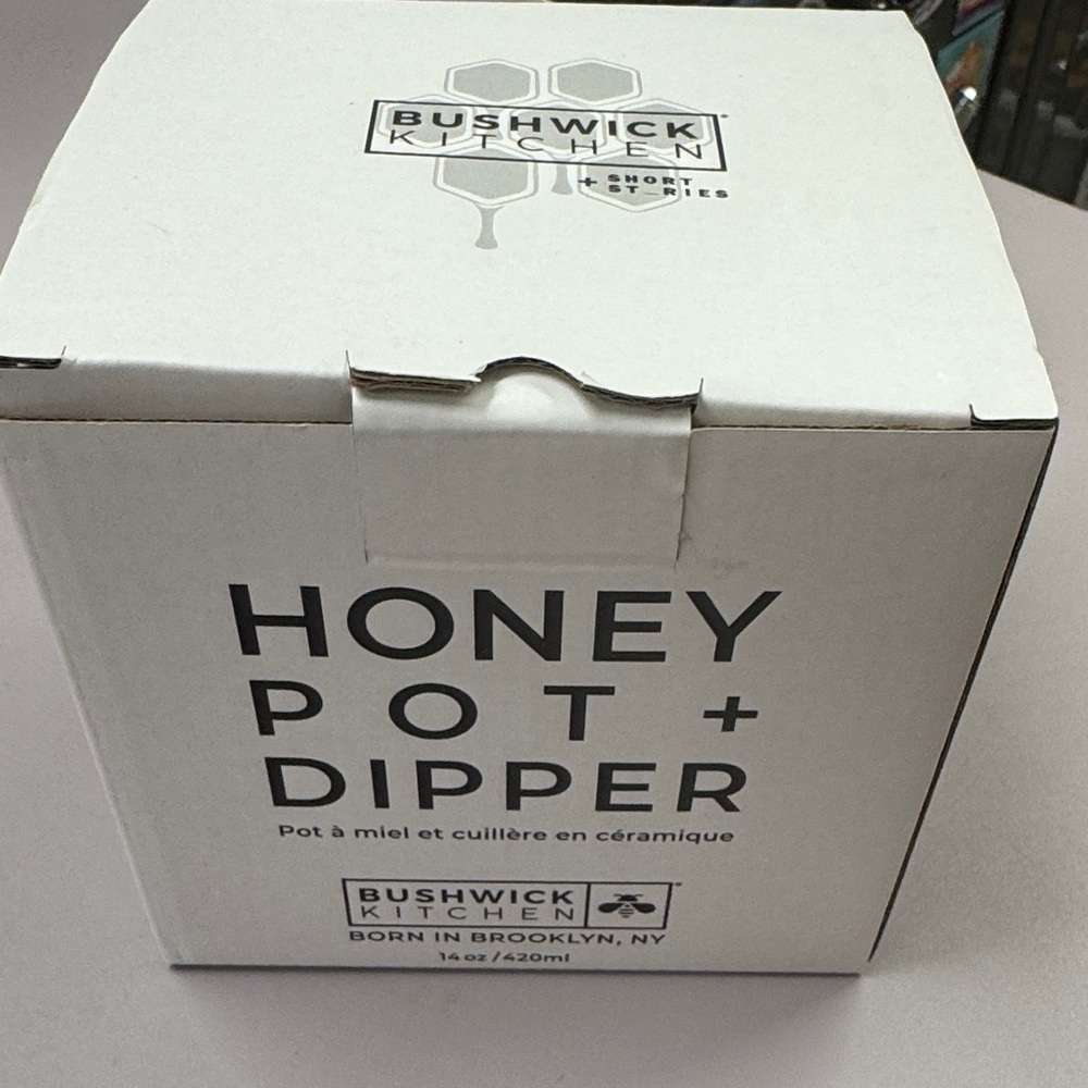 White Honey Pot with Dipper - Picture 3 of 6